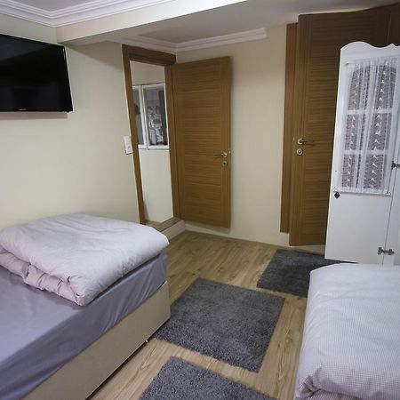 Istanbul Erasmus House Hotel ภายนอก รูปภาพ